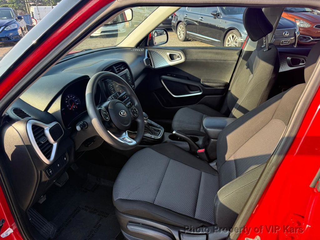 2021 Kia Soul LX photo 9