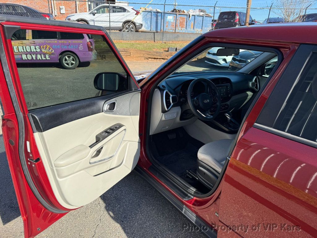 2021 Kia Soul LX IVT - 22973010 - 8