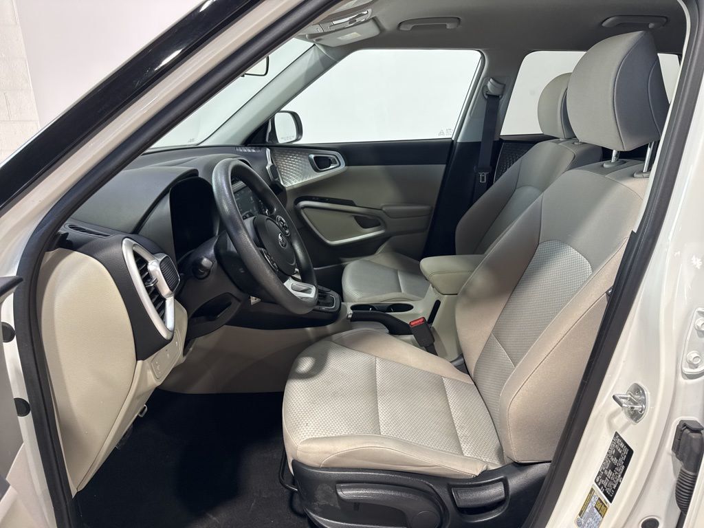 2021 Kia Soul LX IVT - 22995586 - 21