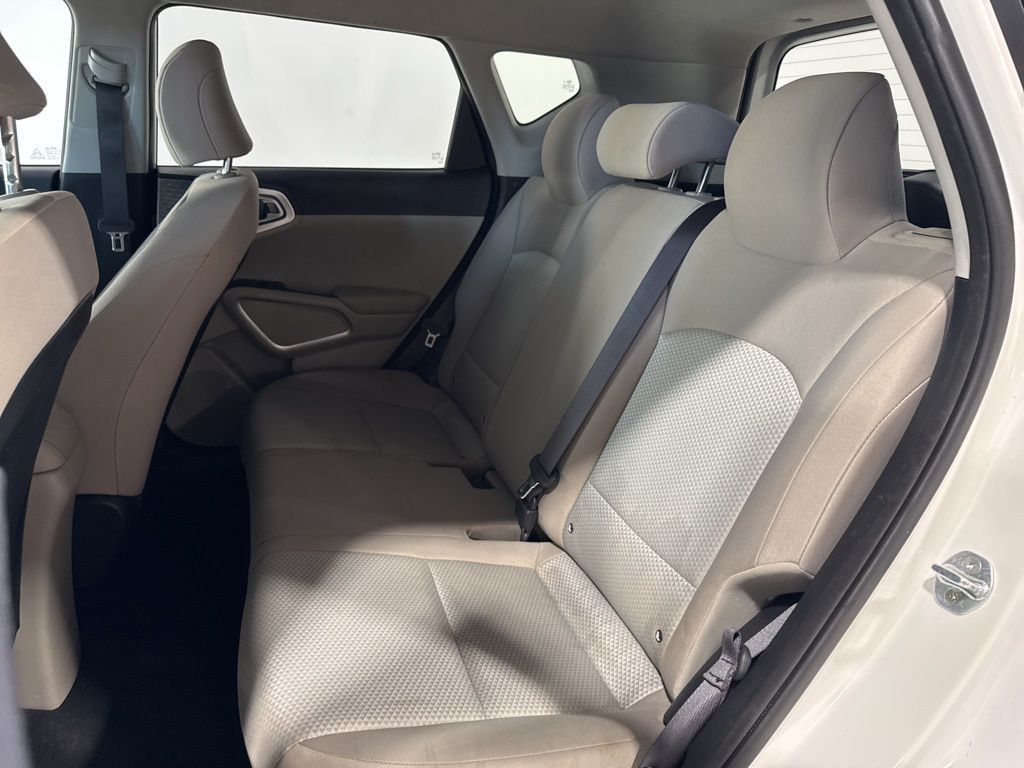 2021 Kia Soul LX IVT - 22995586 - 27