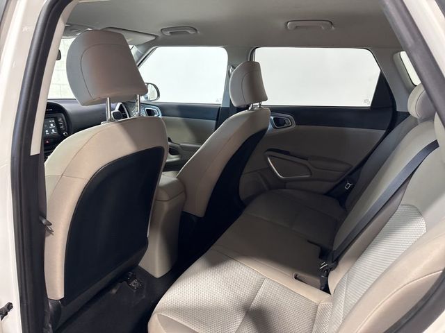 2021 Kia Soul LX IVT - 22995586 - 28