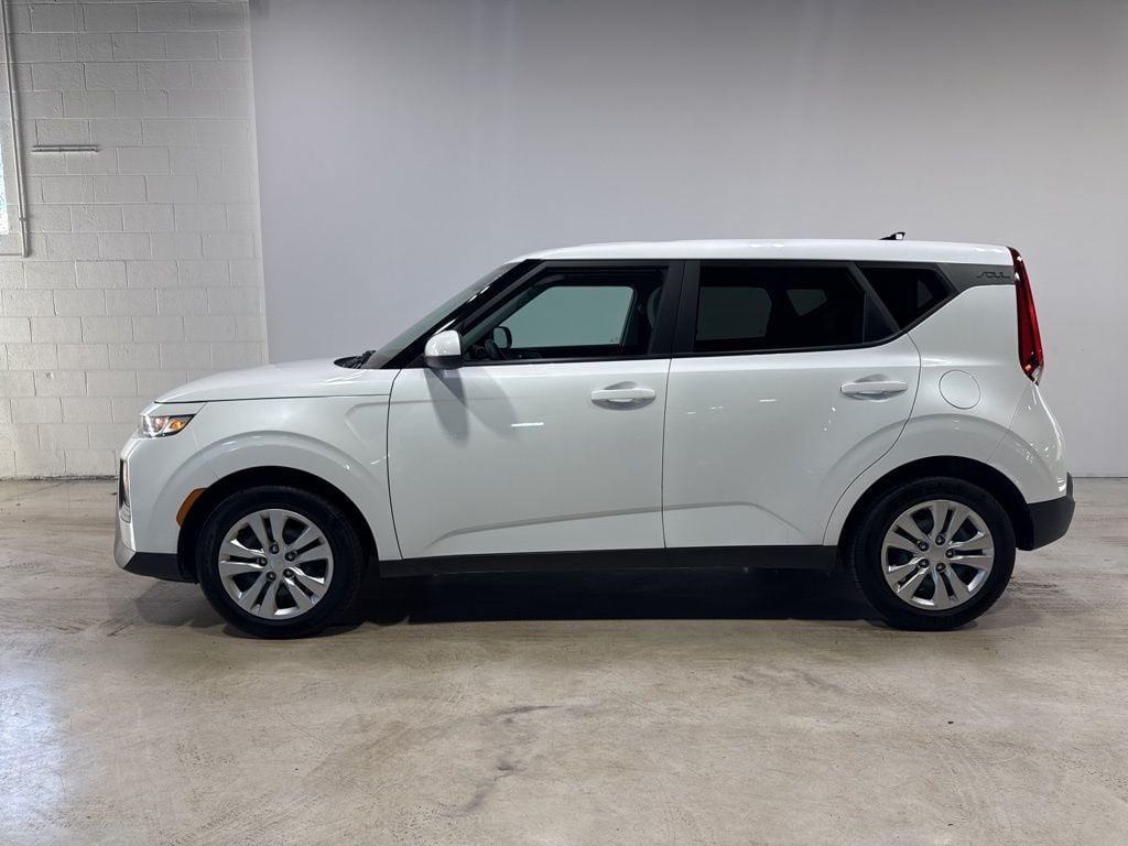 2021 Kia Soul LX IVT - 22995586 - 3