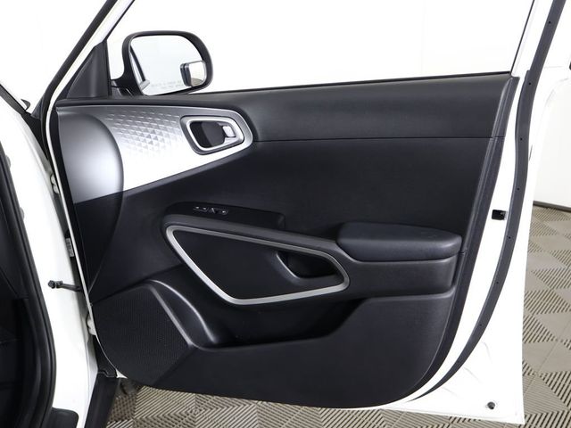 2021 Kia Soul LX IVT - 23021015 - 19