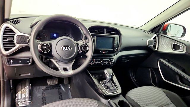 2021 Kia Soul LX IVT - 23066972 - 11