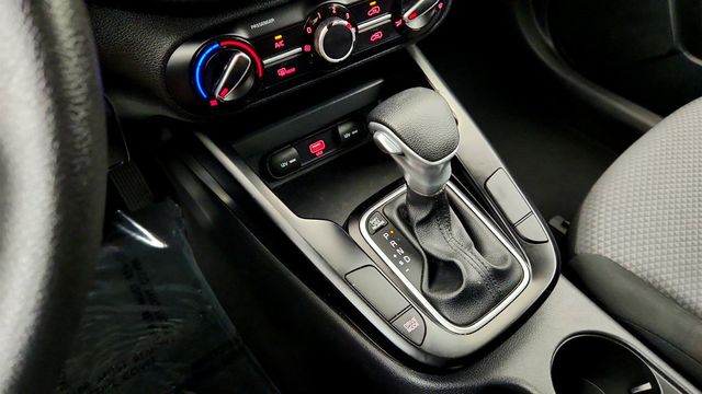2021 Kia Soul LX IVT - 23066972 - 15