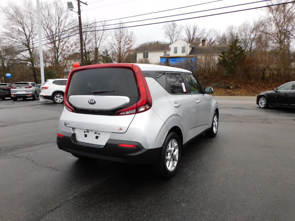 2021 Kia Soul S - 22274097 - 3