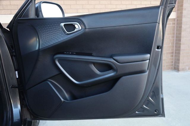 2021 Kia Soul S - 23072899 - 25