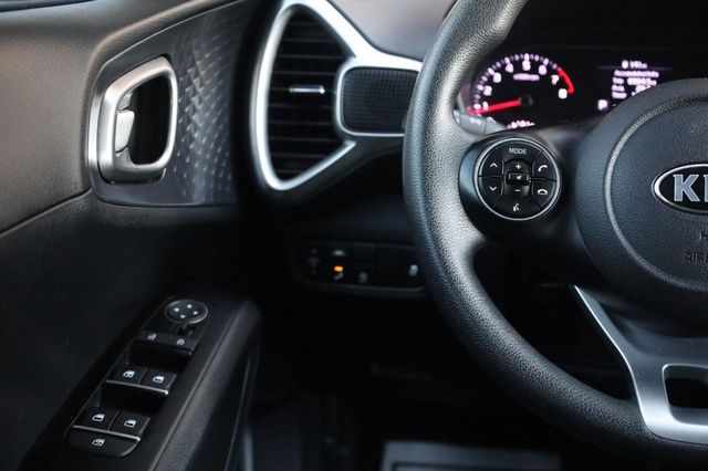 2021 Kia Soul S - 23072899 - 30