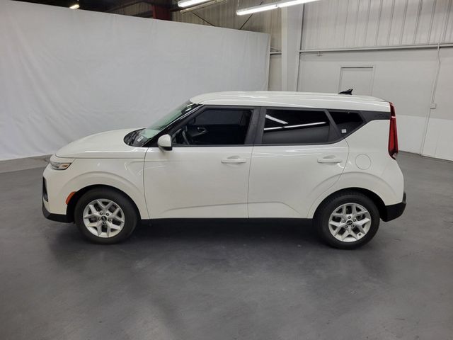 2021 Kia Soul S IVT - 22420105 - 1