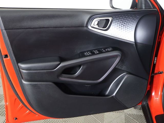 2021 Kia Soul S IVT - 23044989 - 18