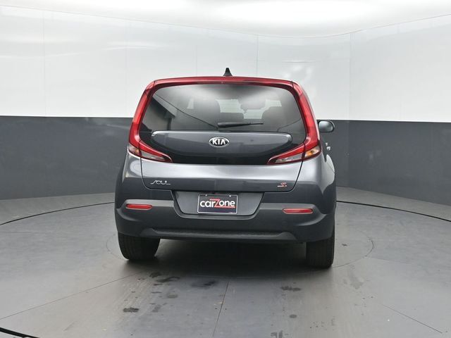2021 Kia Soul S IVT - 22972830 - 32