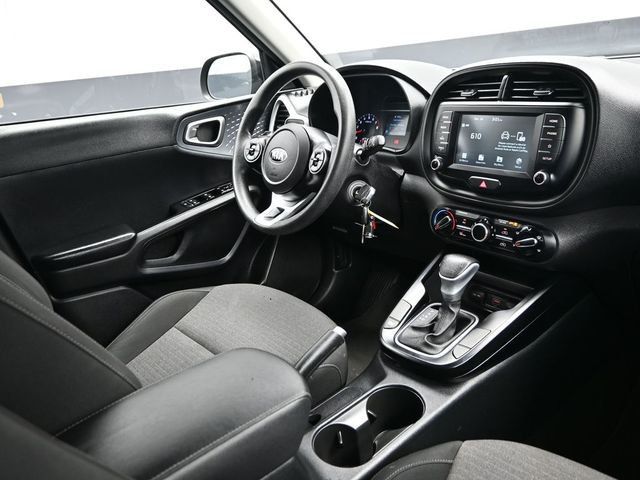 2021 Kia Soul S IVT - 23013414 - 17