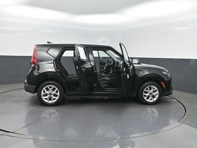 2021 Kia Soul S IVT - 23013414 - 34