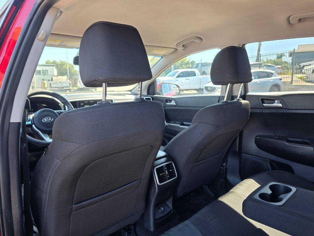 2021 Kia Sportage LX AWD - 22996686 - 16