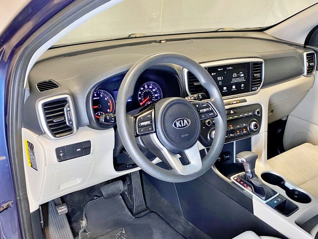 2021 Kia Sportage LX FWD - 23030461 - 16