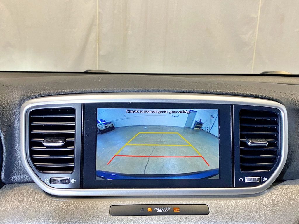 2021 Kia Sportage LX FWD - 23030461 - 21