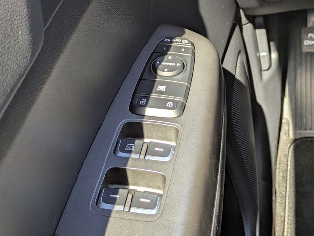 2021 Kia Sportage LX FWD - 22920877 - 23