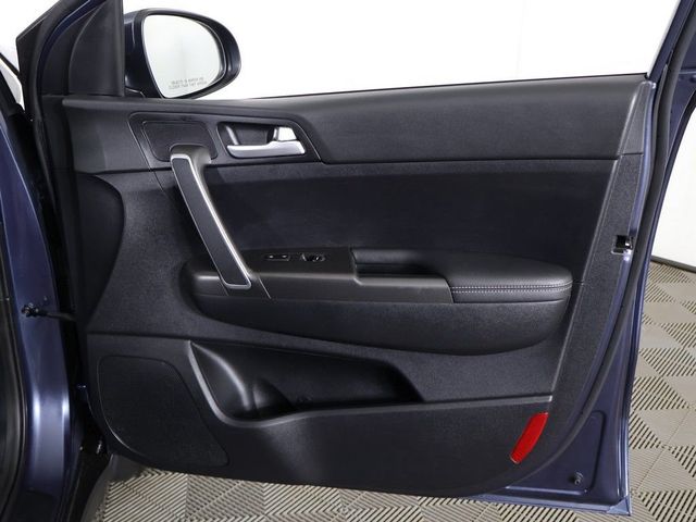 2021 Kia Sportage LX FWD - 23034285 - 19
