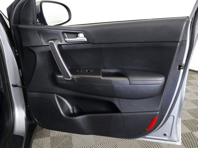 2021 Kia Sportage LX FWD - 23066681 - 19
