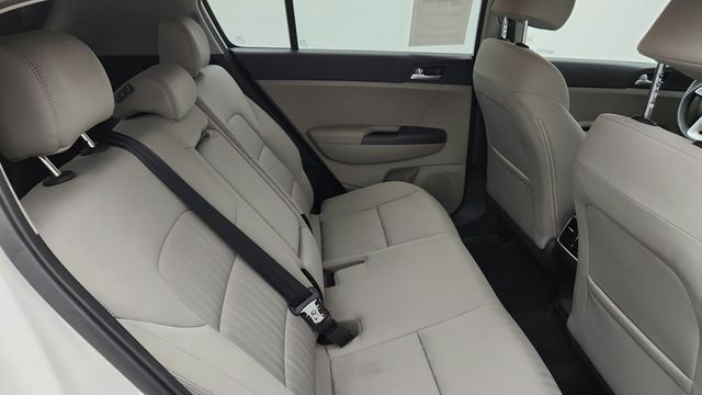 2021 Kia Sportage LX FWD - 23058058 - 21