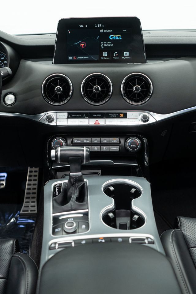 2021 Kia Stinger GT1 AWD - 22981257 - 17