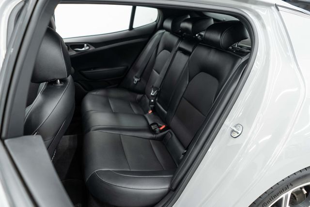 2021 Kia Stinger GT1 AWD - 22981257 - 32