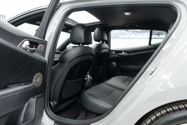 2021 Kia Stinger GT1 AWD - 22981257 - 33