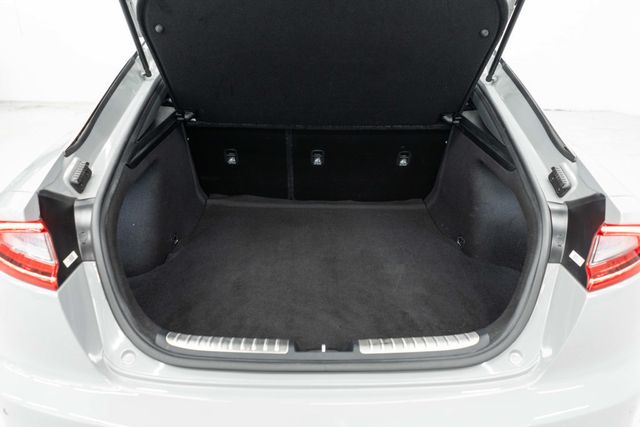 2021 Kia Stinger GT1 AWD - 22981257 - 34