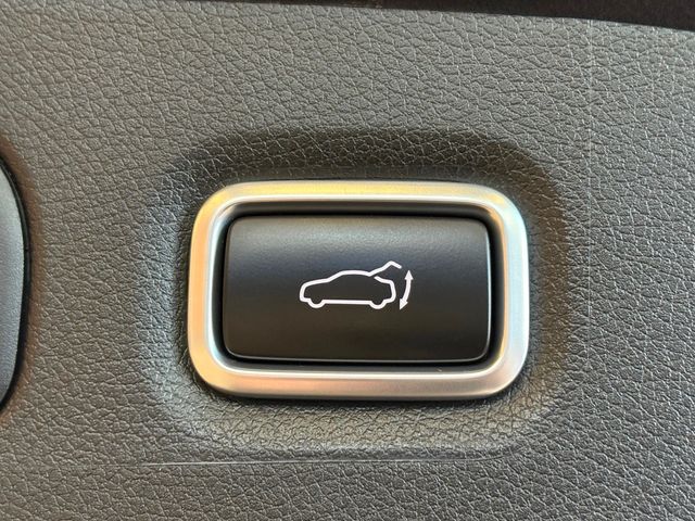 2021 Kia Stinger GT2 RWD - 22929611 - 37