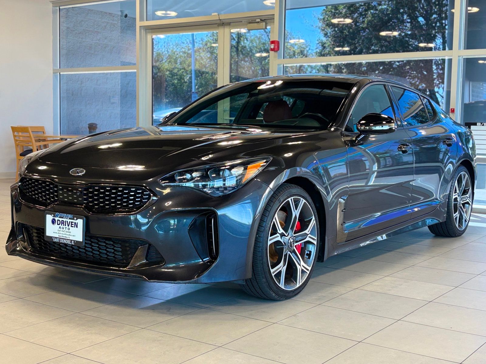 2021 Kia Stinger GT2 photo 4