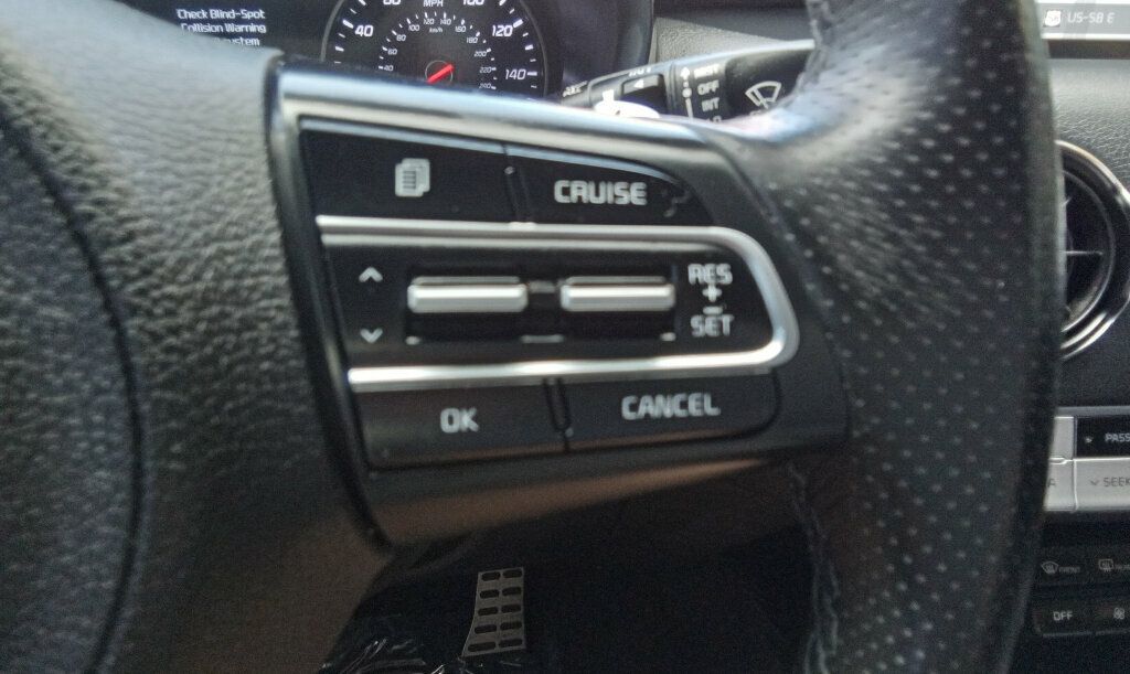2021 Kia Stinger GT-Line photo 16