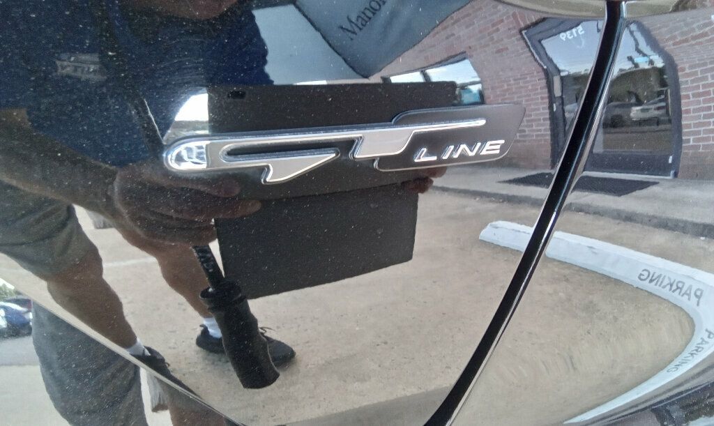2021 Kia Stinger GT-Line photo 33