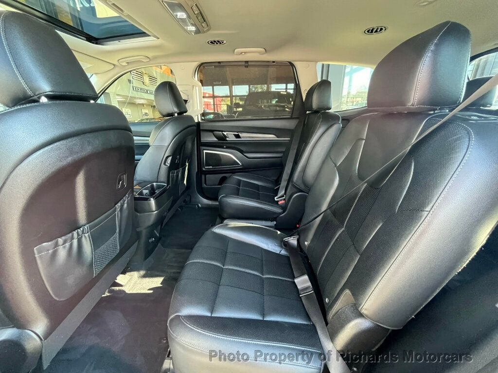 2021 Kia Telluride EX photo 16