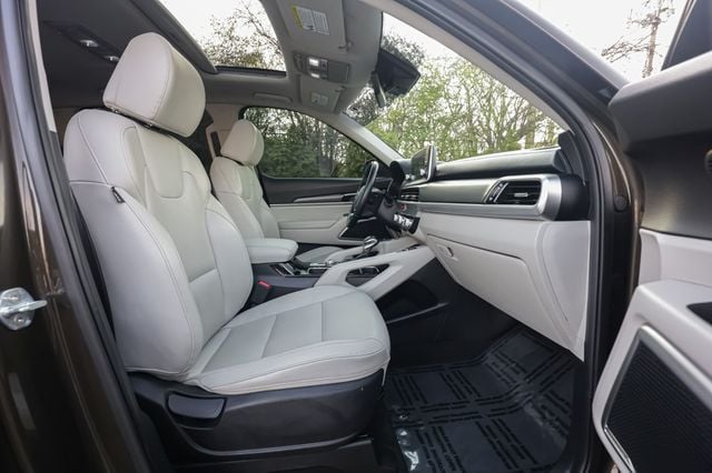 2021 Kia Telluride S FWD - 22826077 - 19