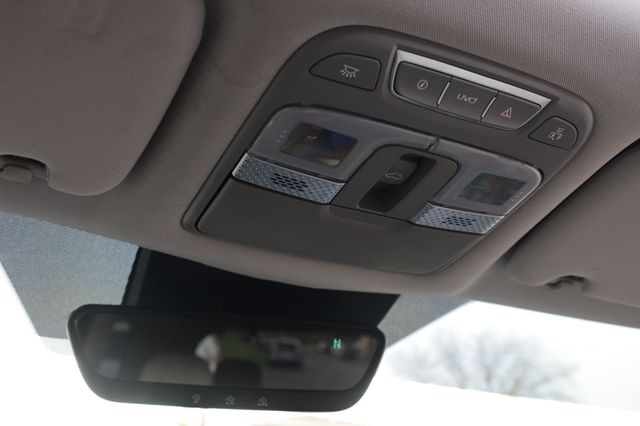 2021 Kia Telluride S FWD - 22826077 - 39