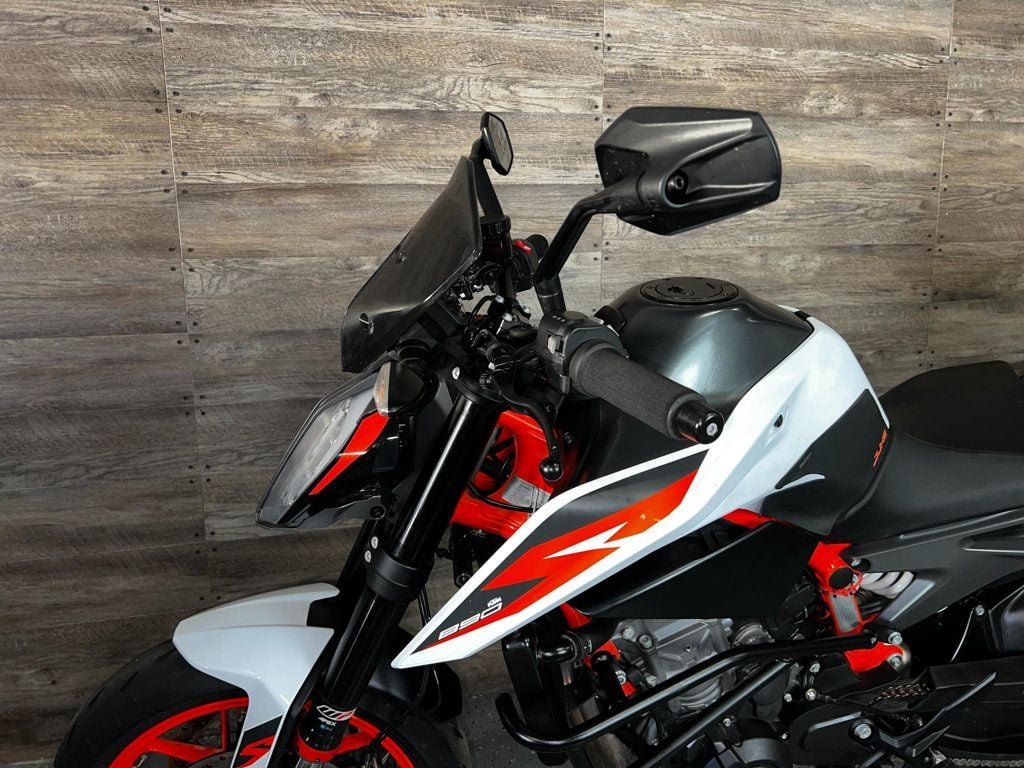 2021 KTM 890 Duke R One Owner! - 22777463 - 14