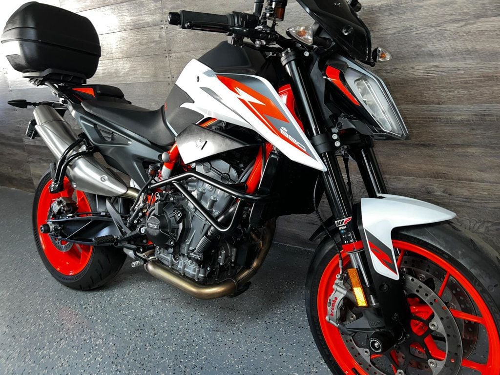 2021 KTM 890 Duke R One Owner! - 22777463 - 1