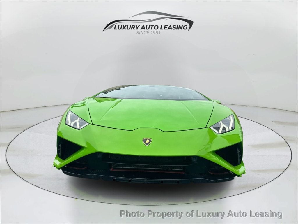 Lamborghini Huracan photo 8