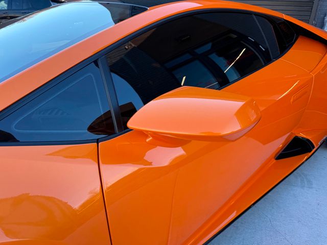 2021 Lamborghini Huracan EVO Coupe RWD - 22947882 - 19