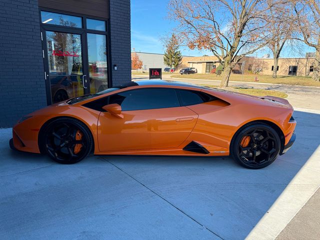 2021 Lamborghini Huracan EVO Coupe RWD - 22947882 - 32