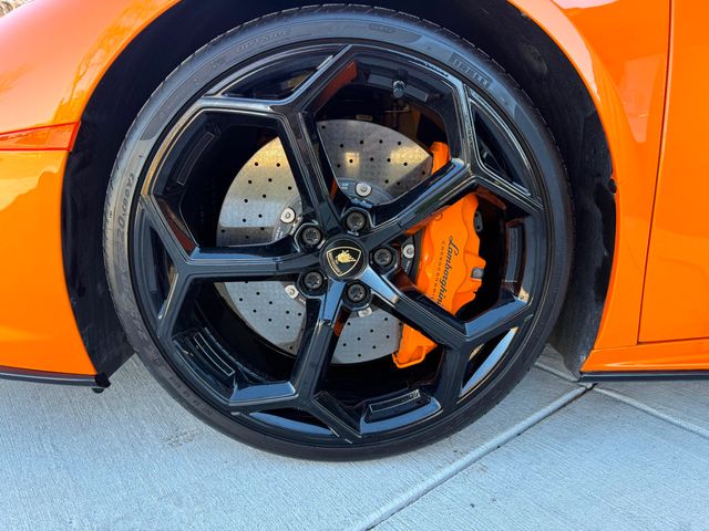 2021 Lamborghini Huracan EVO Coupe RWD - 22947882 - 37