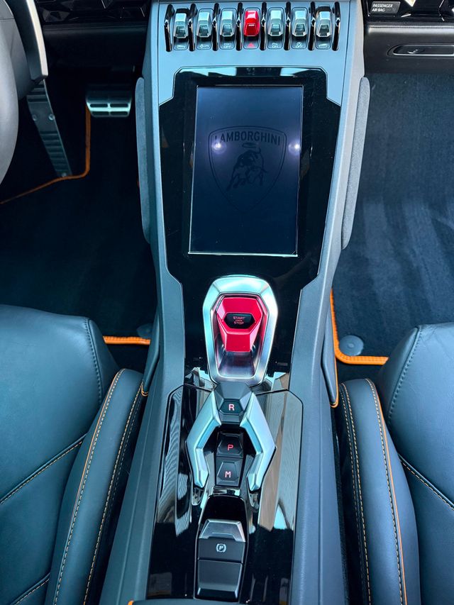 2021 Lamborghini Huracan EVO Coupe RWD - 22947882 - 50