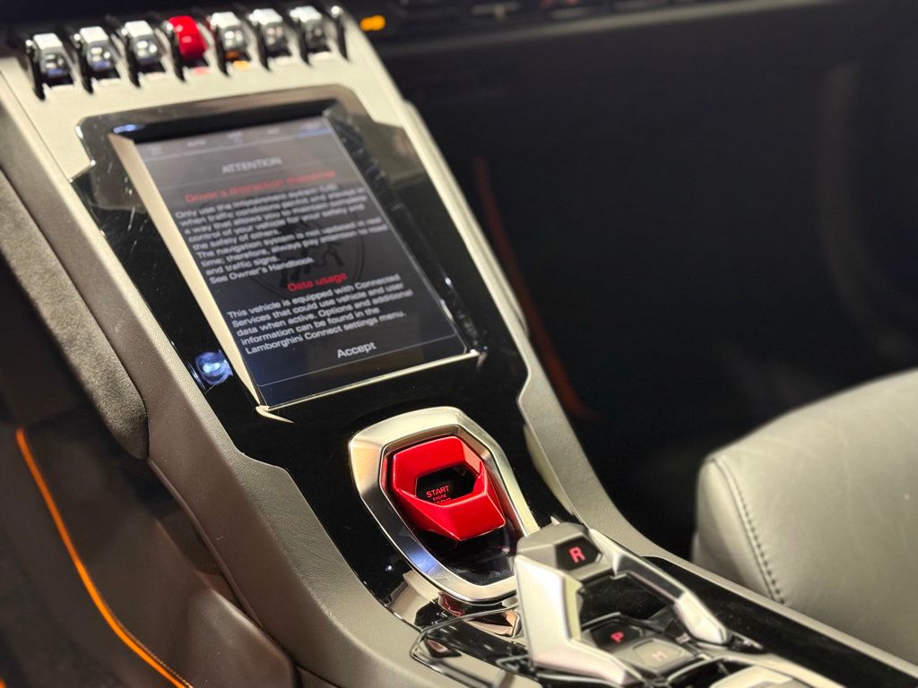 2021 Lamborghini Huracan EVO Coupe RWD - 22947882 - 55