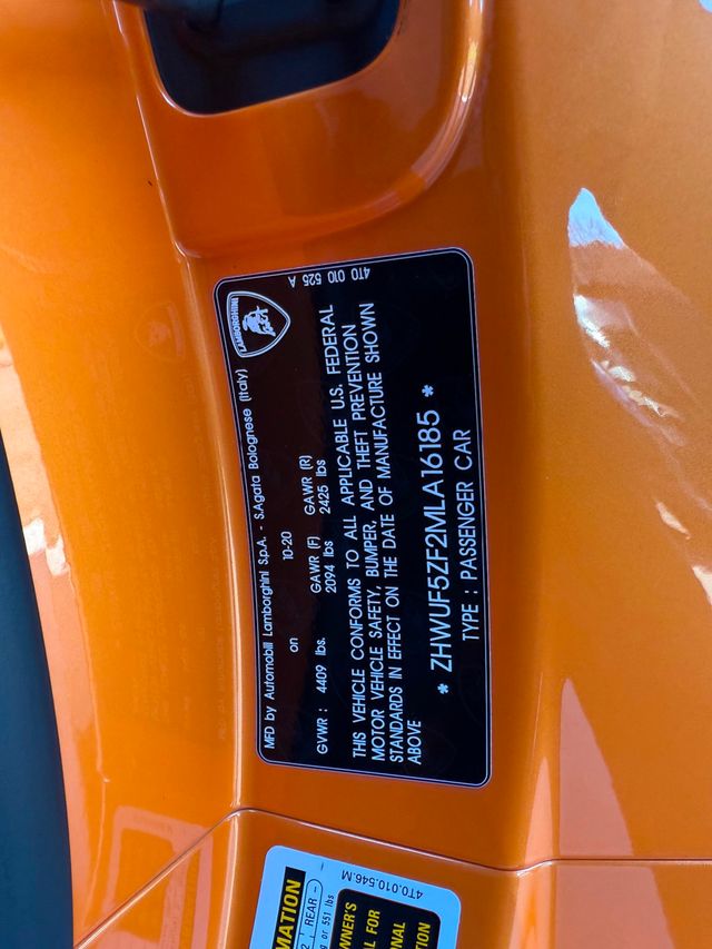 2021 Lamborghini Huracan EVO Coupe RWD - 22947882 - 60