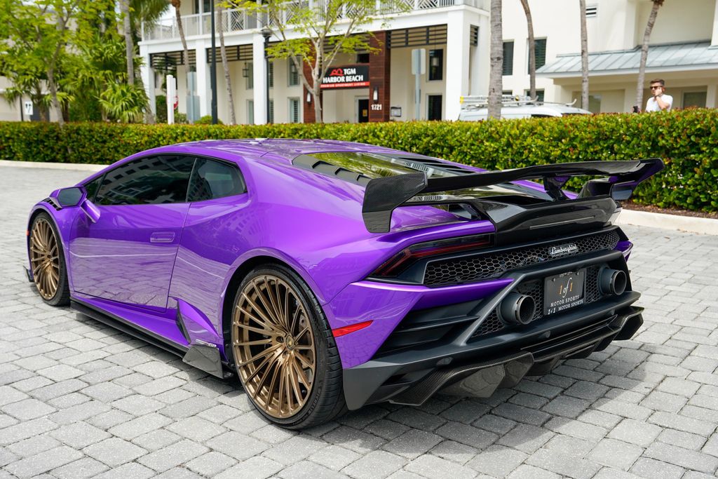 2021 Lamborghini Huracan EVO Coupe RWD - 23012204 - 17