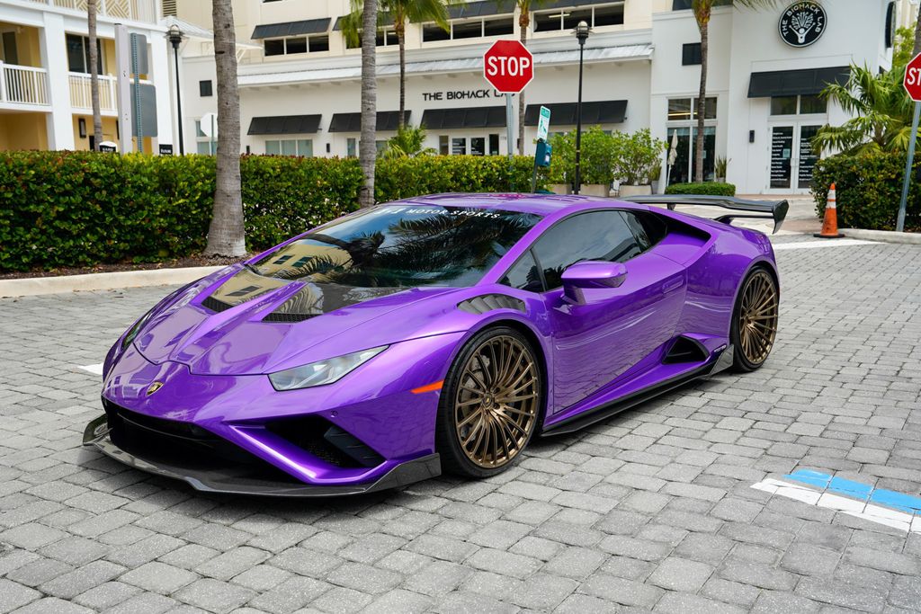 2021 Lamborghini Huracan EVO Coupe RWD - 23012204 - 1