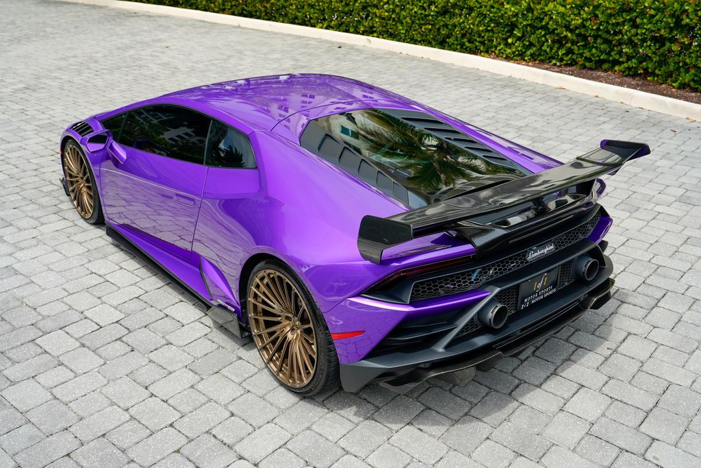 2021 Lamborghini Huracan EVO Coupe RWD - 23012204 - 19