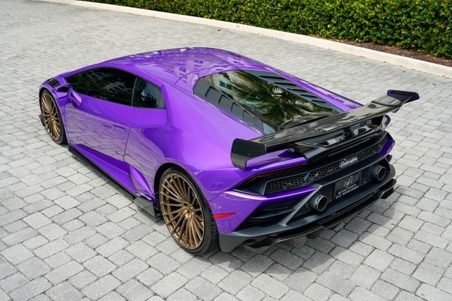 2021 Lamborghini Huracan EVO Coupe RWD - 23012204 - 19