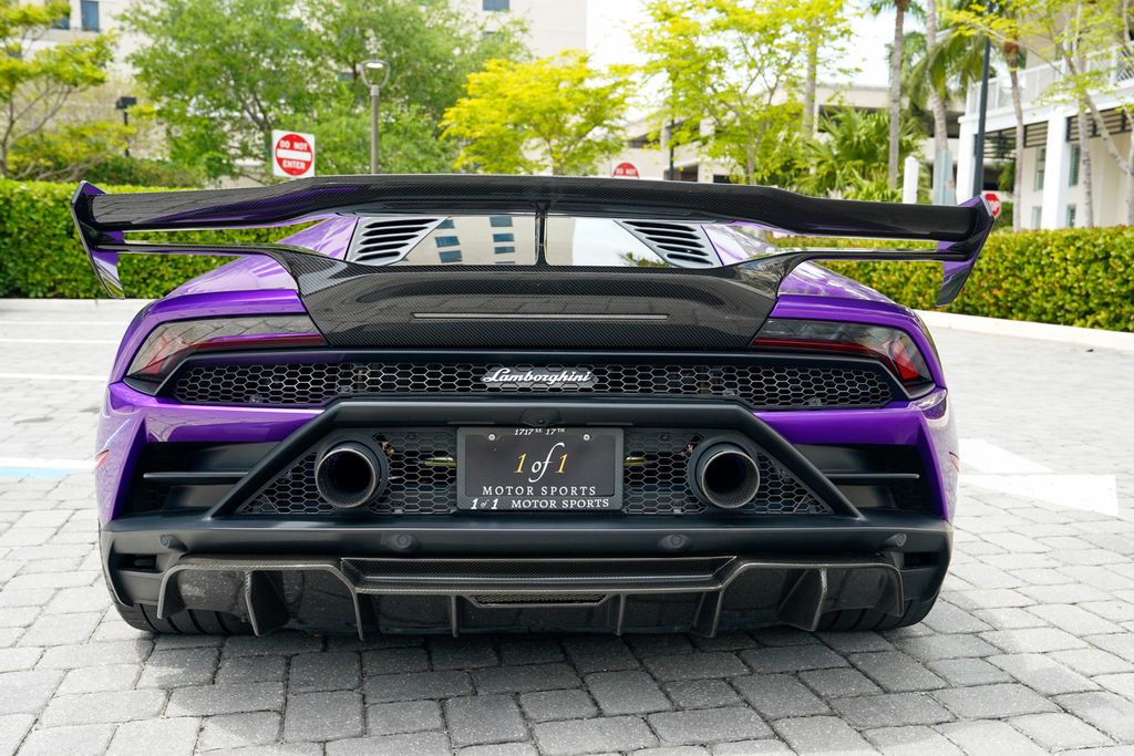 2021 Lamborghini Huracan EVO Coupe RWD - 23012204 - 26
