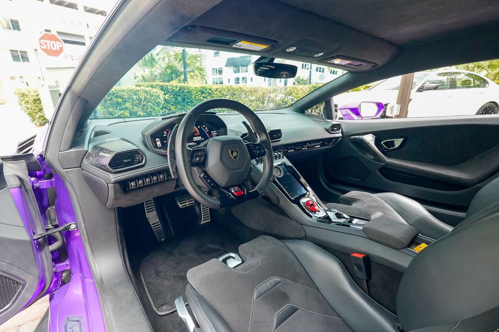 2021 Lamborghini Huracan EVO Coupe RWD - 23012204 - 2